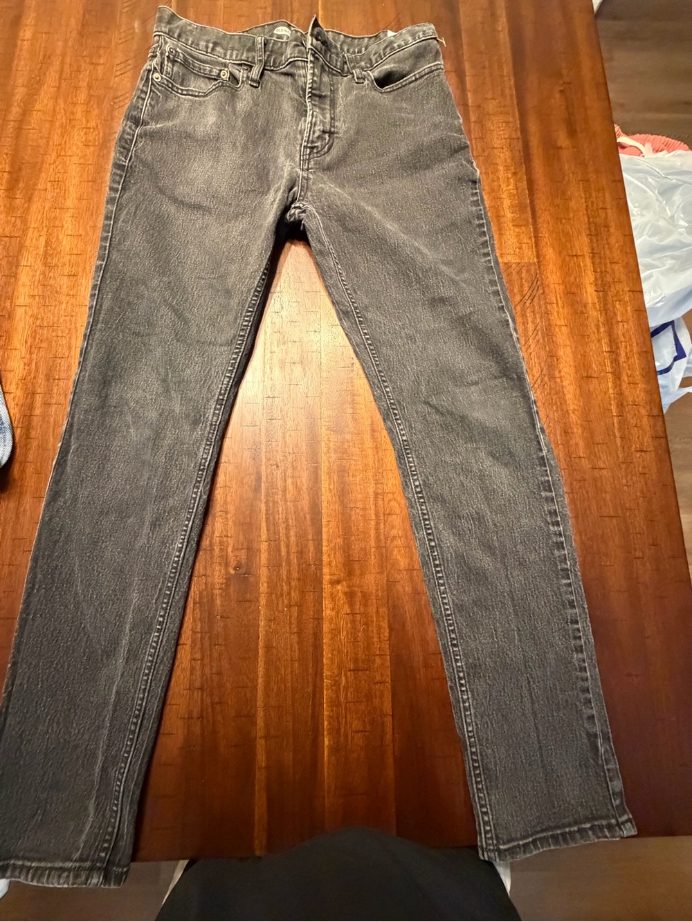 Old Navy Men's Slim Straight Jeans — Washed Gray